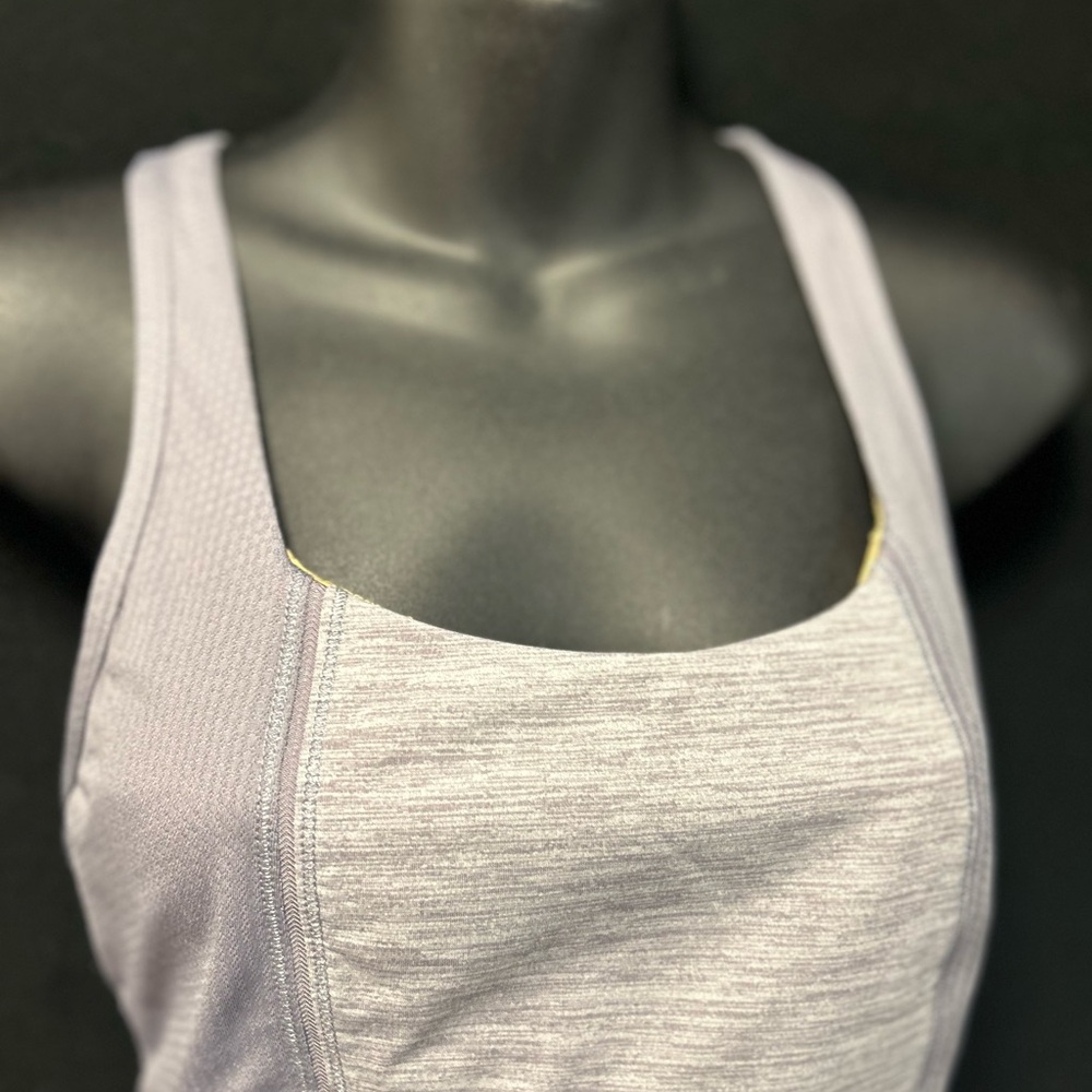 Lululemon Athletica Heather Grey get fit tank. - Picture 3 of 9